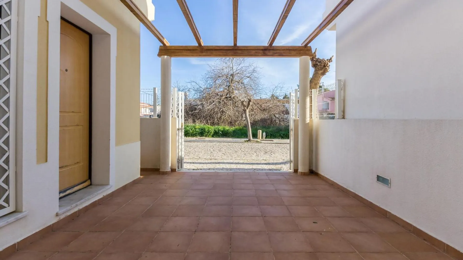 Villa Amarela By Algarvemanta Manta Rota 0*,  Πορτογαλία